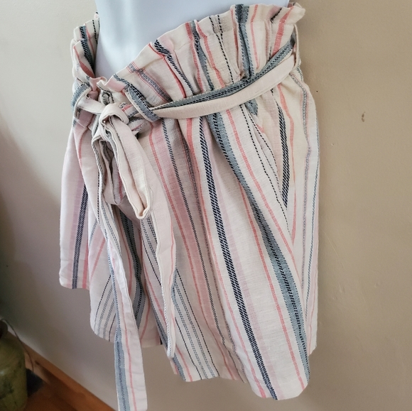 Cali 1850 Casual Shorts - Picture 3 of 9